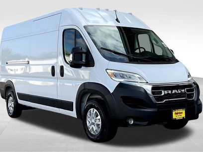 New 2025 RAM ProMaster 2500 w/ Quick Order Package 22G SLT