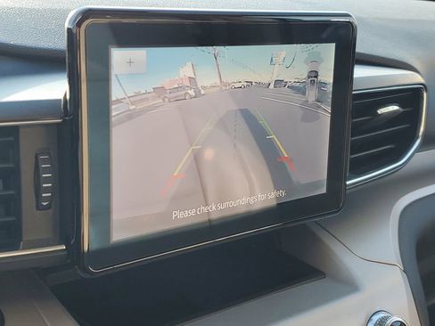 Certified 2024 Ford Explorer XLT w/ Equipment Group 202A image 18