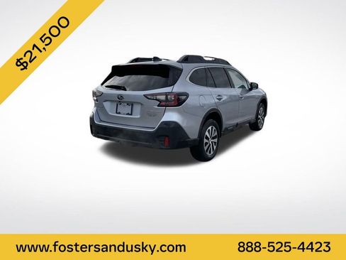 Used 2020 Subaru Outback Premium image 5