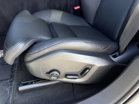 Used 2020 Volvo XC60 T6 Inscription w/ Protection Package AWD/4WD image 40