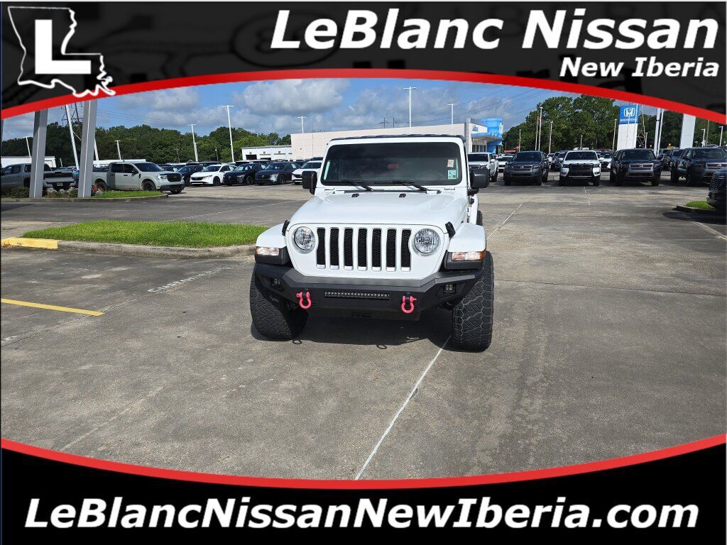 Used 2023 Jeep Wrangler Unlimited Sahara AWD/4WD image 1