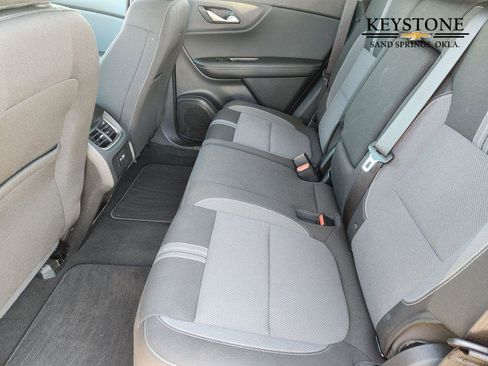 Used 2025 Chevrolet Blazer LT image 30