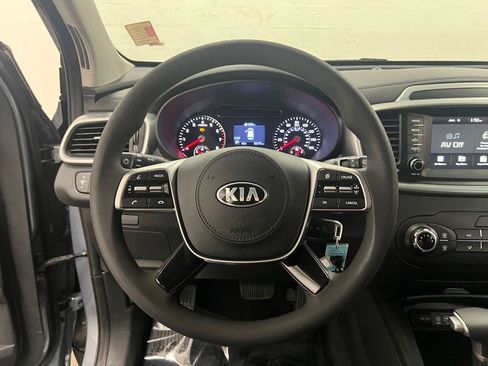 Used 2020 Kia Sorento L image 19