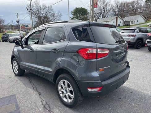 Used 2018 Ford EcoSport SE image 4
