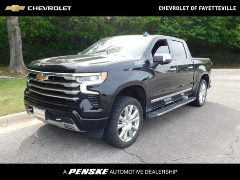 Used 2023 Chevrolet Silverado 1500 High Country w/ Technology Package AWD/4WD image 1
