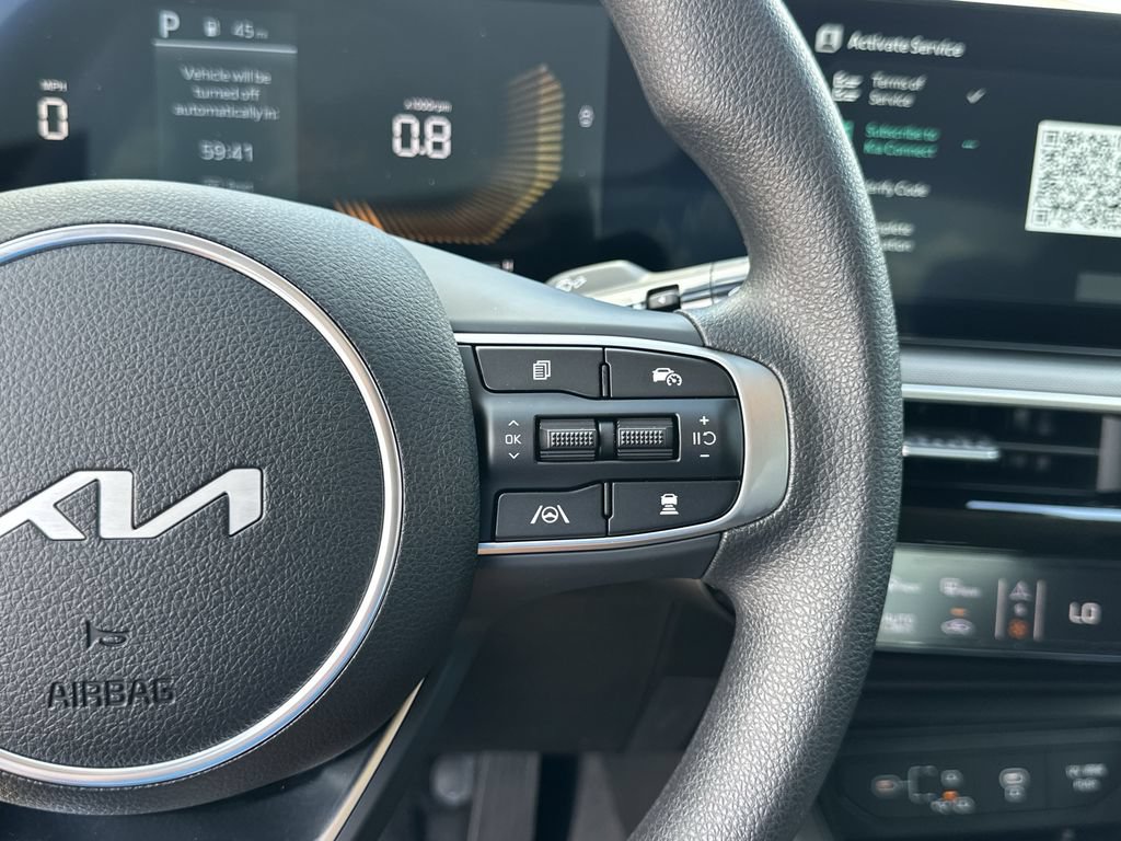 New 2026 Kia K5 LXS FWD image 30