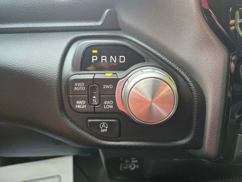 Used 2025 RAM 1500 Laramie image 31