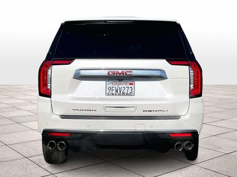 Used 2023 GMC Yukon Denali image 7
