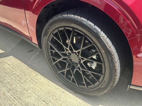 New 2025 Ford Maverick XLT w/ XLT Luxury Package image 9