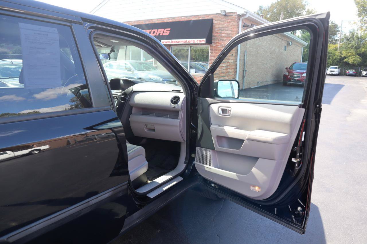 Used 2015 Honda Pilot LX image 10