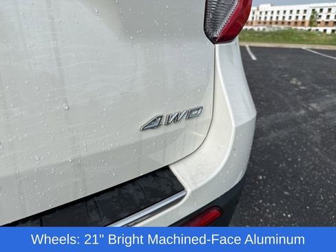 Used 2023 Ford Explorer Platinum w/ Technology Package image 17