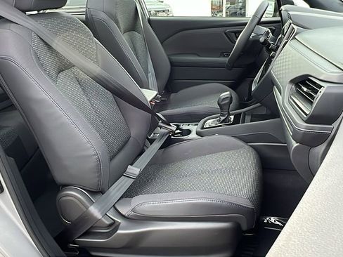 Certified 2025 Subaru Forester Premium image 12