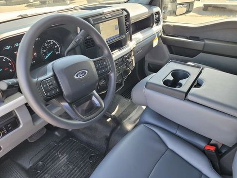 New 2026 Ford F350 XL w/ XL Chrome Package RWD image 9