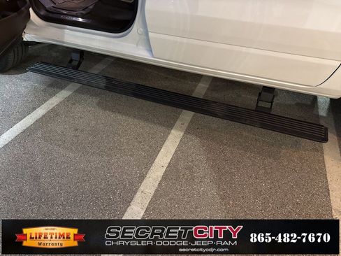 Used 2025 RAM 1500 Limited image 34