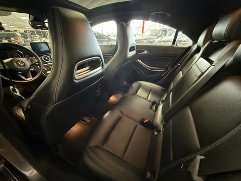 Used 2018 Mercedes-Benz CLA 250 image 29