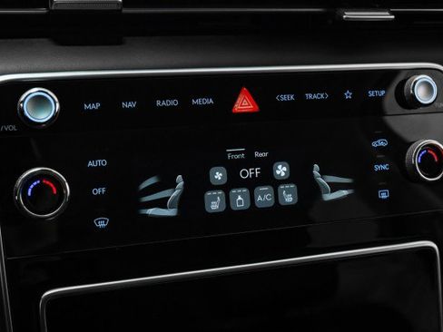 Used 2025 Genesis GV80 2.5T Standard image 23