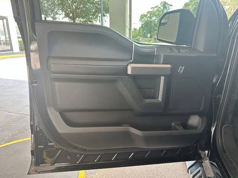Used 2020 Ford F150 XLT w/ Equipment Group 302A Luxury AWD/4WD image 11
