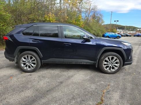 Used 2025 Toyota RAV4 XLE Premium w/ Weather Package image 7