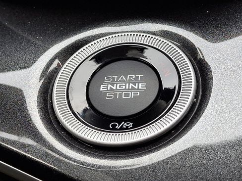 Certified 2023 Jeep Grand Cherokee Laredo w/ Luxury Tech Group I image 26