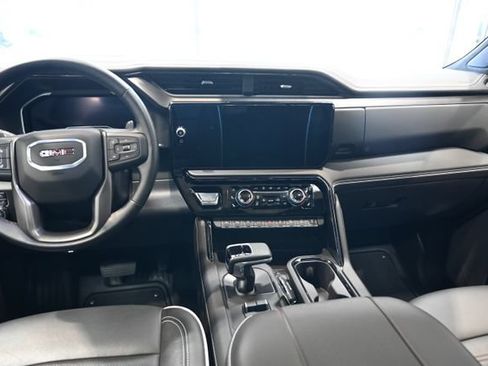 Used 2025 GMC Sierra 1500 AT4X AWD/4WD image 17