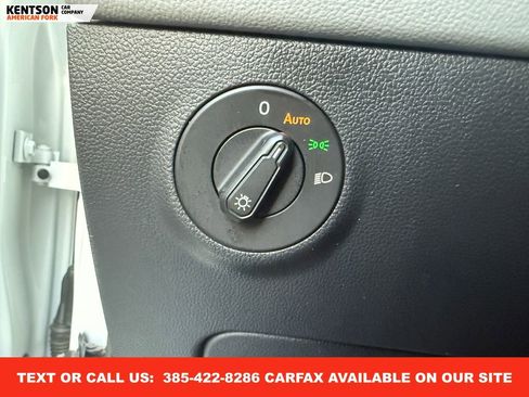 Used 2022 Volkswagen Taos SE image 18