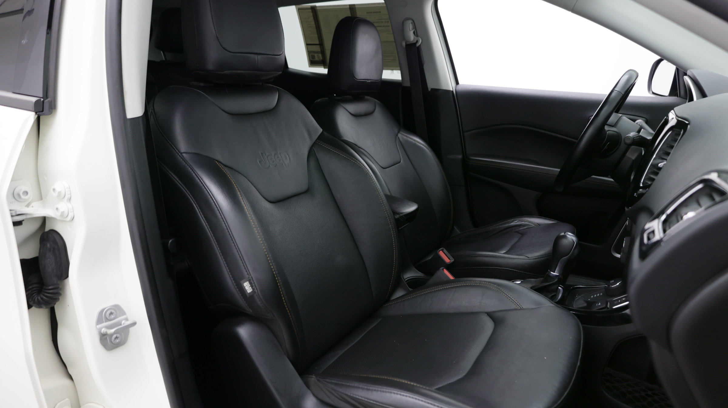 Used 2021 Jeep Compass Limited AWD/4WD image 38