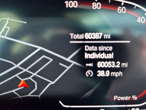 Used 2023 BMW X5 xDrive40i w/ M Sport Package image 12