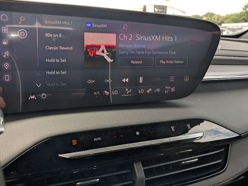 New 2025 Buick Enclave Preferred image 16