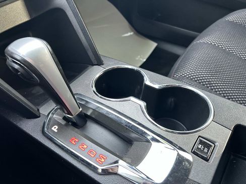 Used 2013 GMC Terrain SLE w/ Chrome and Technology Package image 30