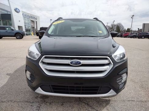 Used 2018 Ford Escape SE image 9