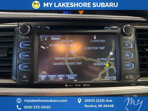 Used 2016 Toyota Highlander Limited Platinum image 19