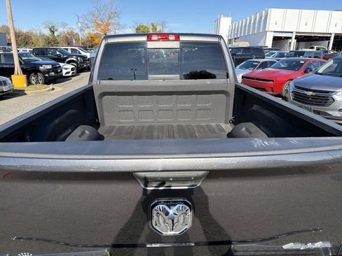 Used 2024 RAM 2500 Tradesman w/ Chrome Appearance Group image 24