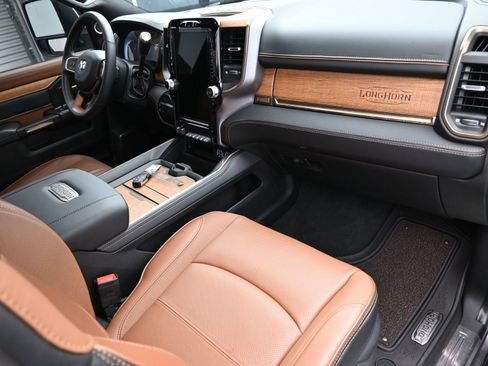 Used 2023 RAM 2500 Limited image 39