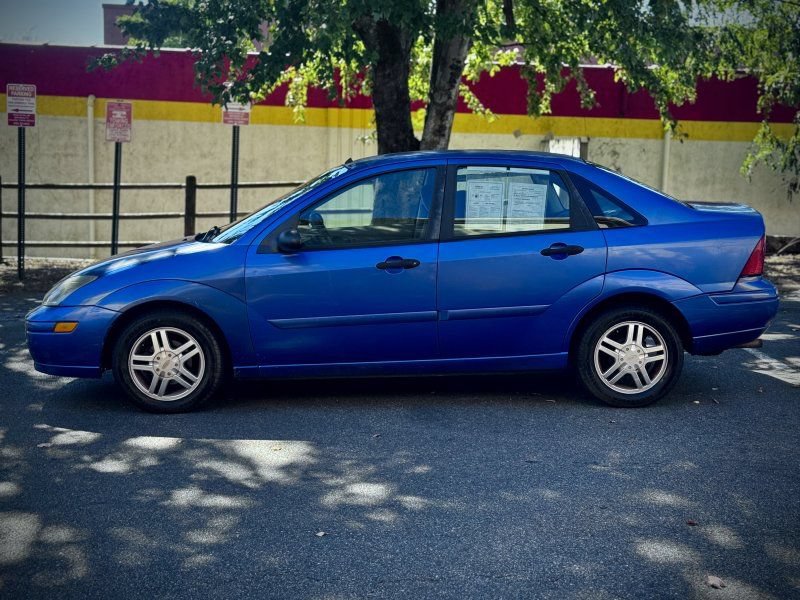 Used 2003 Ford Focus SE FWD image 4