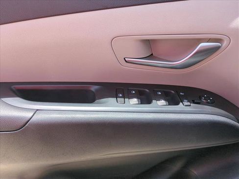 Used 2024 Hyundai Tucson SEL FWD image 11