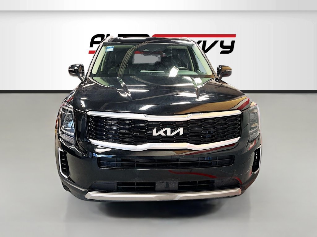 Used 2022 Kia Telluride S AWD/4WD image 2