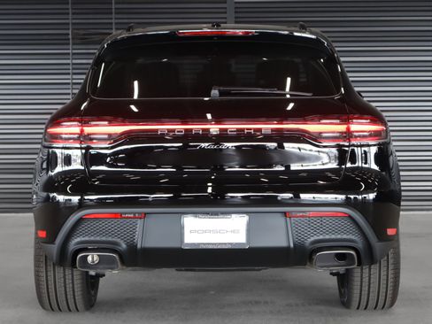 New 2026 Porsche Macan image 9