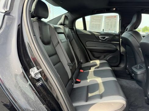 Used 2019 Volvo S60 T6 R-Design AWD/4WD image 18