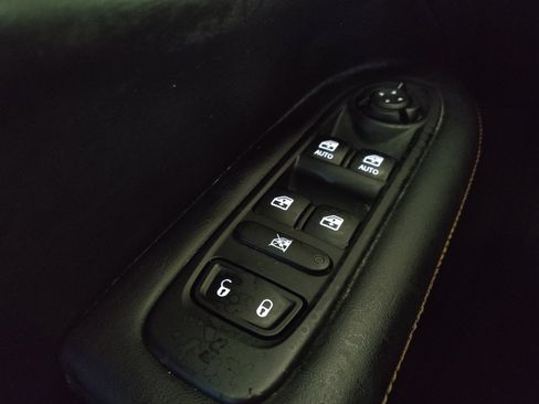 Used 2019 Jeep Compass Sport FWD image 27