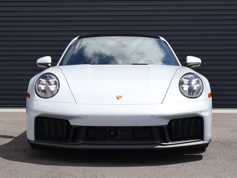 Certified 2025 Porsche 911 Carrera 4 GTS AWD/4WD image 31