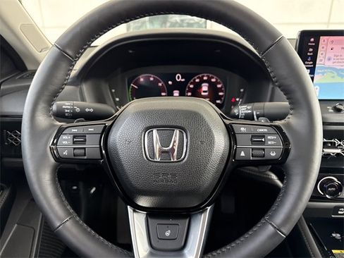 Certified 2025 Honda Accord Touring image 15