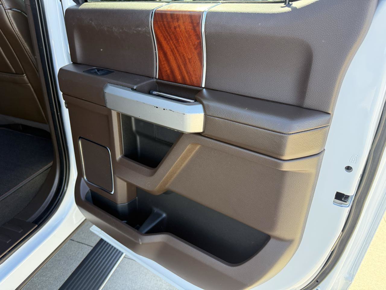 Used 2019 Ford F150 King Ranch w/ Equipment Group 601A Luxury AWD/4WD image 21