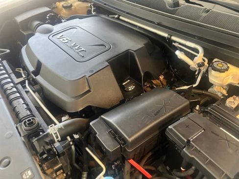 Used 2016 GMC Canyon SLT AWD/4WD image 30