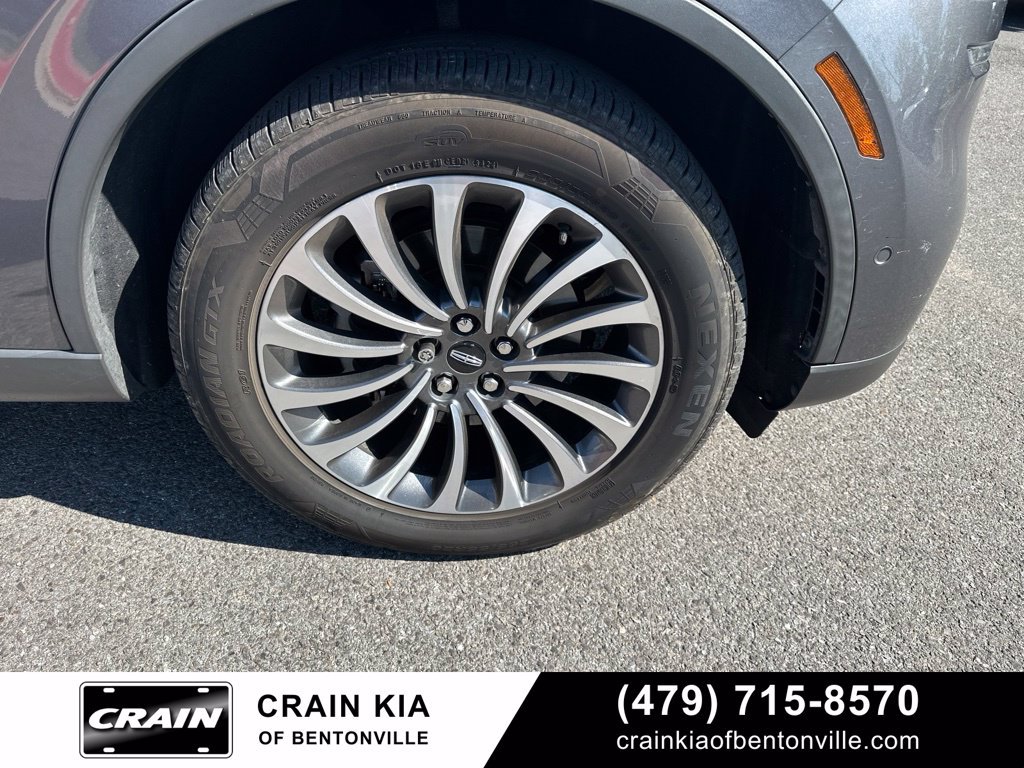 Used 2022 Lincoln Aviator Reserve w/ Elements Package Plus AWD/4WD image 9