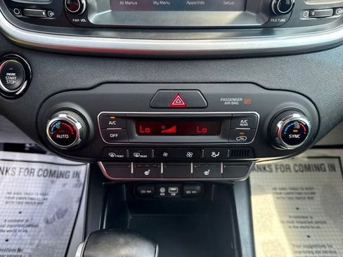 Used 2020 Kia Sorento S FWD image 23