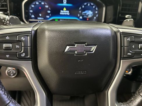 Used 2022 Chevrolet Silverado 1500 LT Trail Boss w/ LT Trail Boss Premium Package AWD/4WD image 15