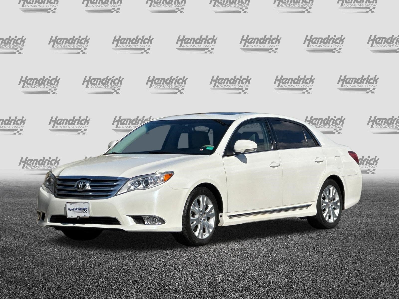 Used 2012 Toyota Avalon FWD image 9