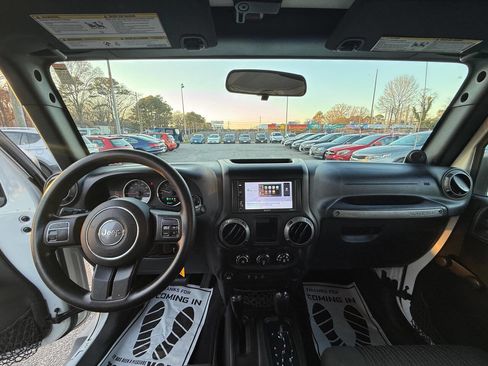 Used 2012 Jeep Wrangler Sport image 7