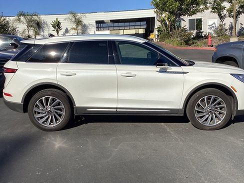 Used 2024 Lincoln Corsair Reserve w/ Equipment Group 201A image 3