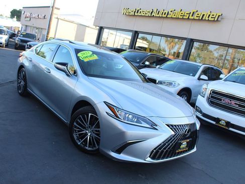 Used 2023 Lexus ES 300h w/ Premium Package FWD image 38
